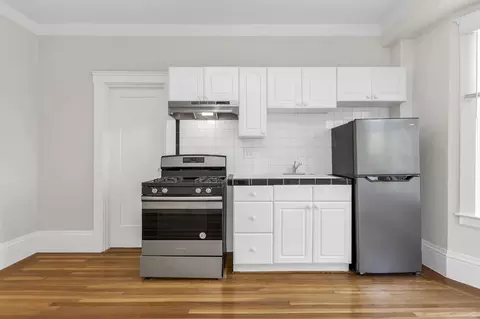 1035 Sutter St, San Francisco, CA 94109 photo 2
