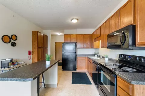 305 5th Ave S, Saint Cloud, MN 56301