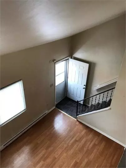 216 Mccutcheon Ln, Pittsburgh, PA 15235
