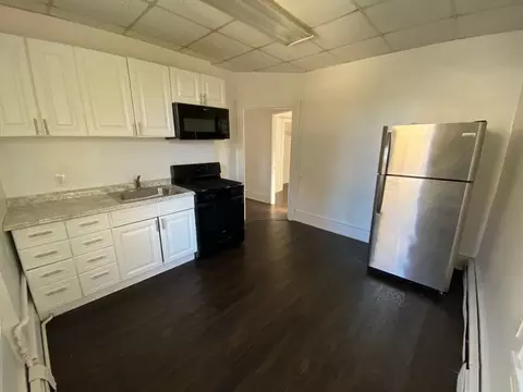 7300 Boyer St, Philadelphia, PA 19119