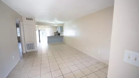 2223 Leo Dr, Auburndale, FL 33823