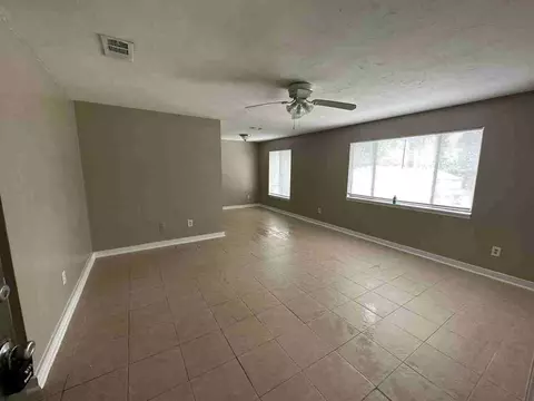617 Chicopee Ct, Tallahassee, FL 32301
