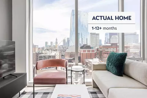8 Whittier Pl, Boston, MA 02114
