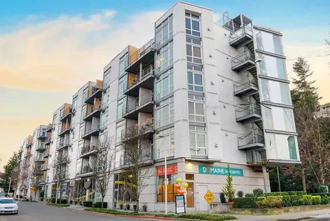 2483 Birch Ave N, Seattle, WA 98109 photo 2