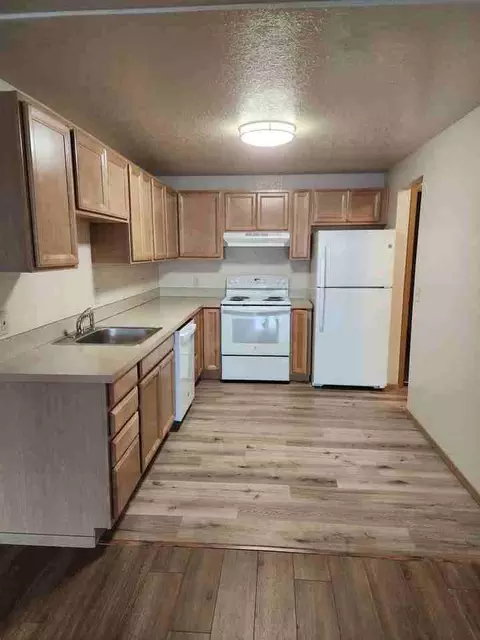 1521 N 26th St, Mount Vernon, WA 98273 photo 2