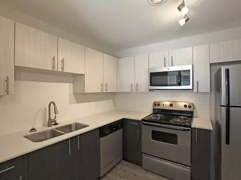 301 N Mendenhall St, Greensboro, NC 27401