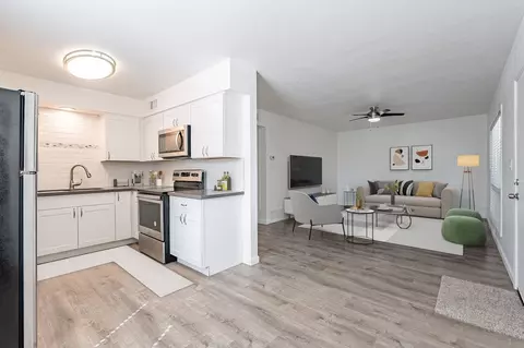 1939 W Berridge Ln, Phoenix, AZ 85015