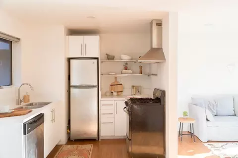 2117 Clinton St, Los Angeles, CA 90026
