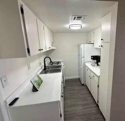 Maryland Ave, Las Vegas, NV 89121 photo 6