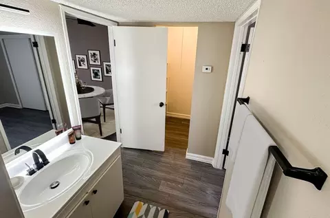 Maryland Ave, Las Vegas, NV 89121 photo 8