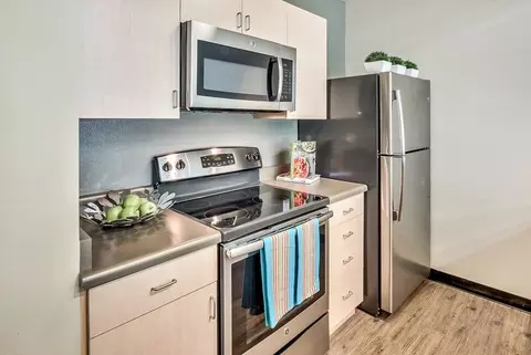 115 Warren Ave N, Seattle, WA 98109 photo 7