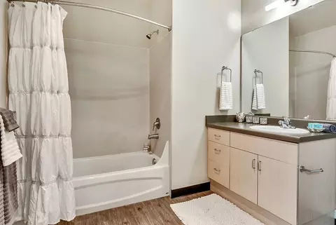 115 Warren Ave N, Seattle, WA 98109 photo 30