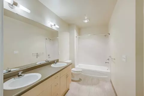 115 Warren Ave N, Seattle, WA 98109 photo 40