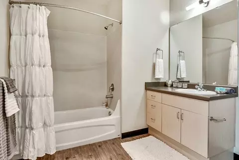 115 Warren Ave N, Seattle, WA 98109 photo 14