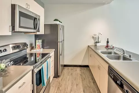 115 Warren Ave N, Seattle, WA 98109 photo 13
