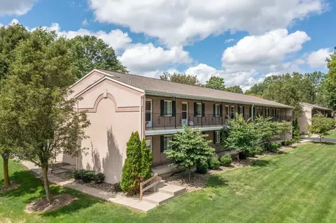 3856 Genevieve Blvd, Stow, OH 44224