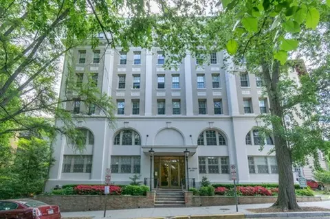2070 Belmont Rd NW, Washington, DC 20009 photo 26