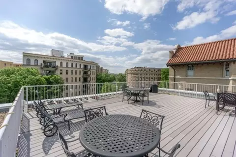 2070 Belmont Rd NW, Washington, DC 20009 photo 17