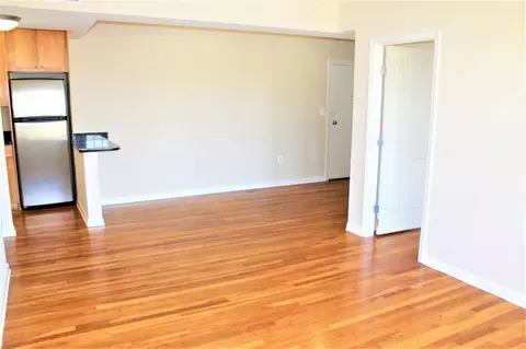 2070 Belmont Rd NW, Washington, DC 20009 photo 1