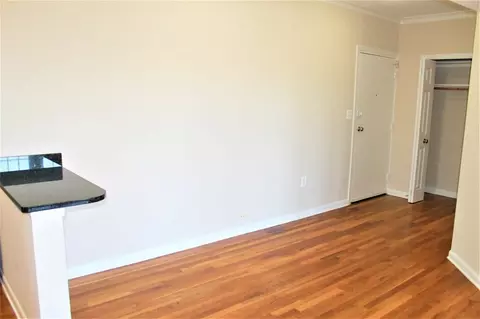 2070 Belmont Rd NW, Washington, DC 20009 photo 2
