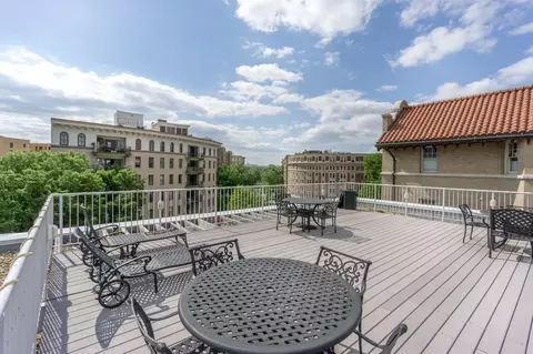 2070 Belmont Rd NW, Washington, DC 20009 photo 11