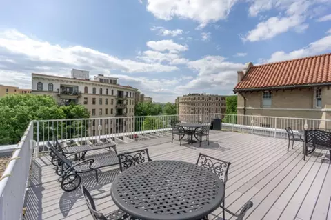 2070 Belmont Rd NW, Washington, DC 20009 photo 25