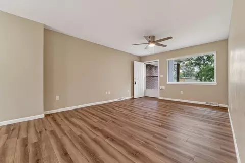 3833 W 11th St N, Wichita, KS 67203