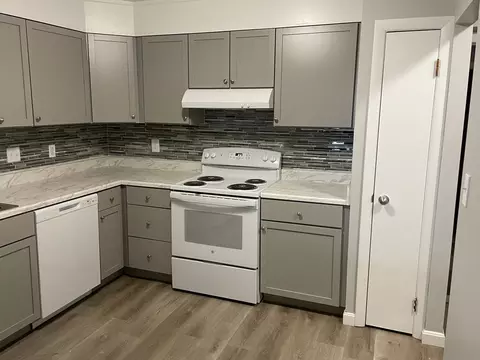 60 Pleasant St, Arlington, MA 02476