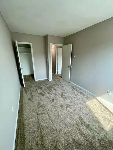 222 Bradley Ave, Waterbury, CT 06708 photo 8