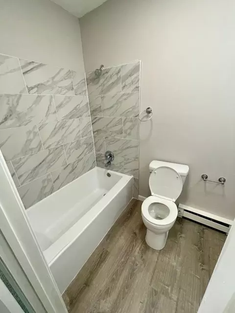 222 Bradley Ave, Waterbury, CT 06708 photo 6