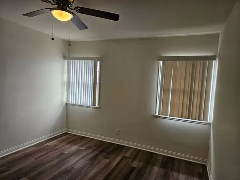 612 E Queen St, Inglewood, CA 90301