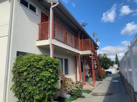612 E Queen St, Inglewood, CA 90301 photo 2