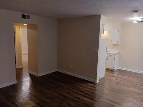 8606 Standing Oak Dr, Louisville, KY 40258