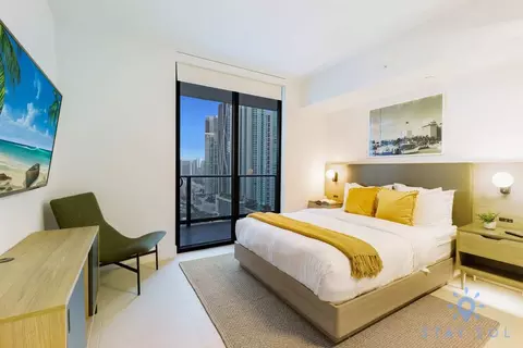 601 Northeast 1st Avenue, Miami, FL 33132 photo 3