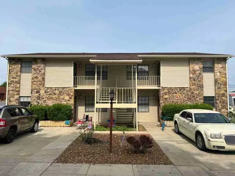 200 Maple St, Horse Cave, KY 42749
