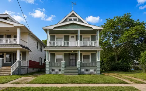 8002 Maryland Ave, Cleveland, OH 44105