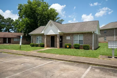 501 Martin Luther King Dr, Linden, AL 36748 photo 3