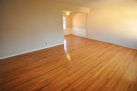 11720 Magnolia Blvd, Valley Village, CA 91607