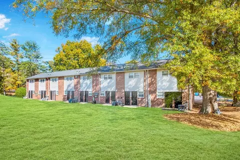 1926 Hartford Dr, Gastonia, NC 28052 photo 6
