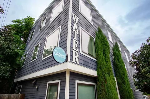 103 S Meade St, Portland, OR 97201