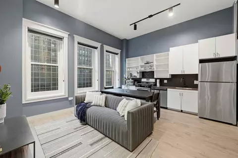 417 S Dearborn St, Chicago, IL 60605