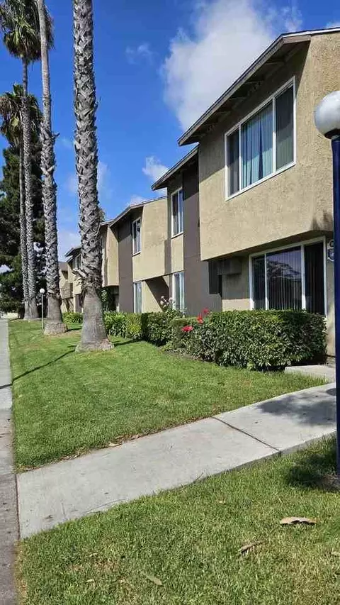 14300 Chestnut St, Westminster, CA 92683 photo 17