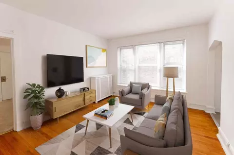 5336 S Hyde Park Blvd, Chicago, IL 60615