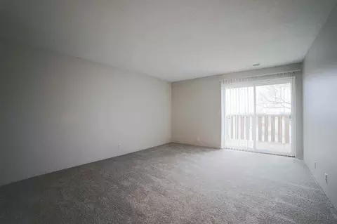 3033 W Capital Ave, Grand Island, NE 68803
