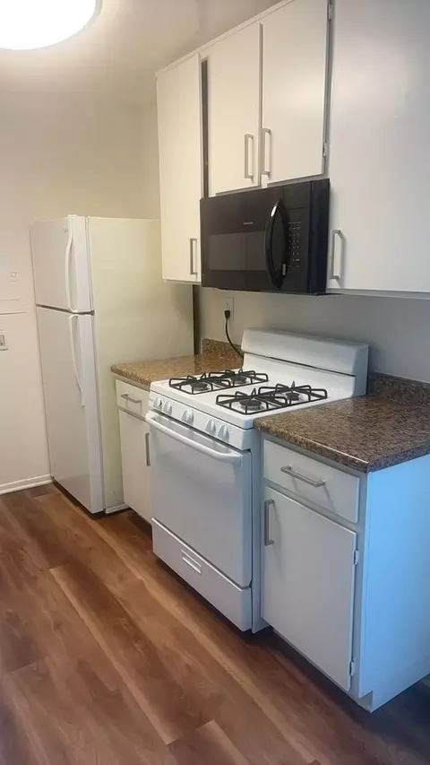 11901 176th St, Artesia, CA 90701