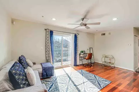1503 Vermont Ave NW, Washington, DC 20005 photo 2