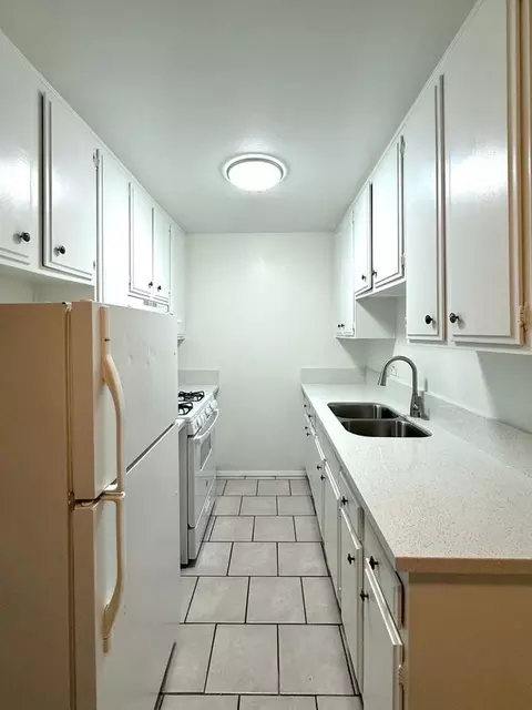 541 N 1st St, El Cajon, CA 92021 photo 5