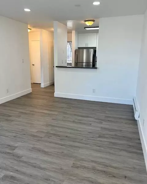 15977 Maubert Ave, Ashland, CA 94578 photo 7