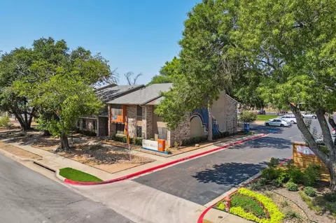 1304 Raider Dr, Euless, TX 76040 photo 12