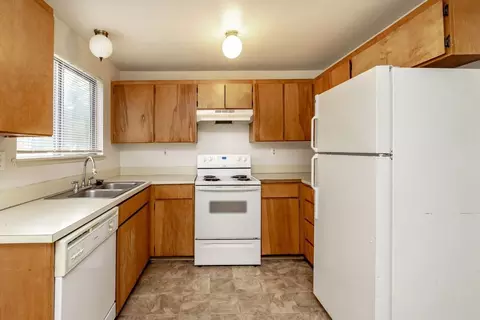 9617 10th Ave E, Midland, WA 98445 photo 4
